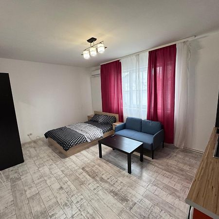 Cozy Studio 10 Min Away From Th Center Of The City 부쿠레슈티 외부 사진